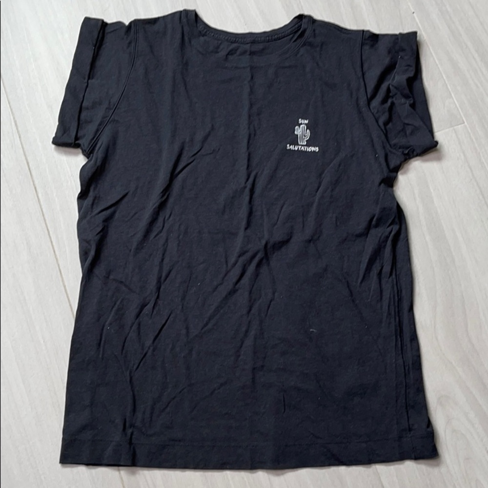 Lululemon Sun Salutations tee